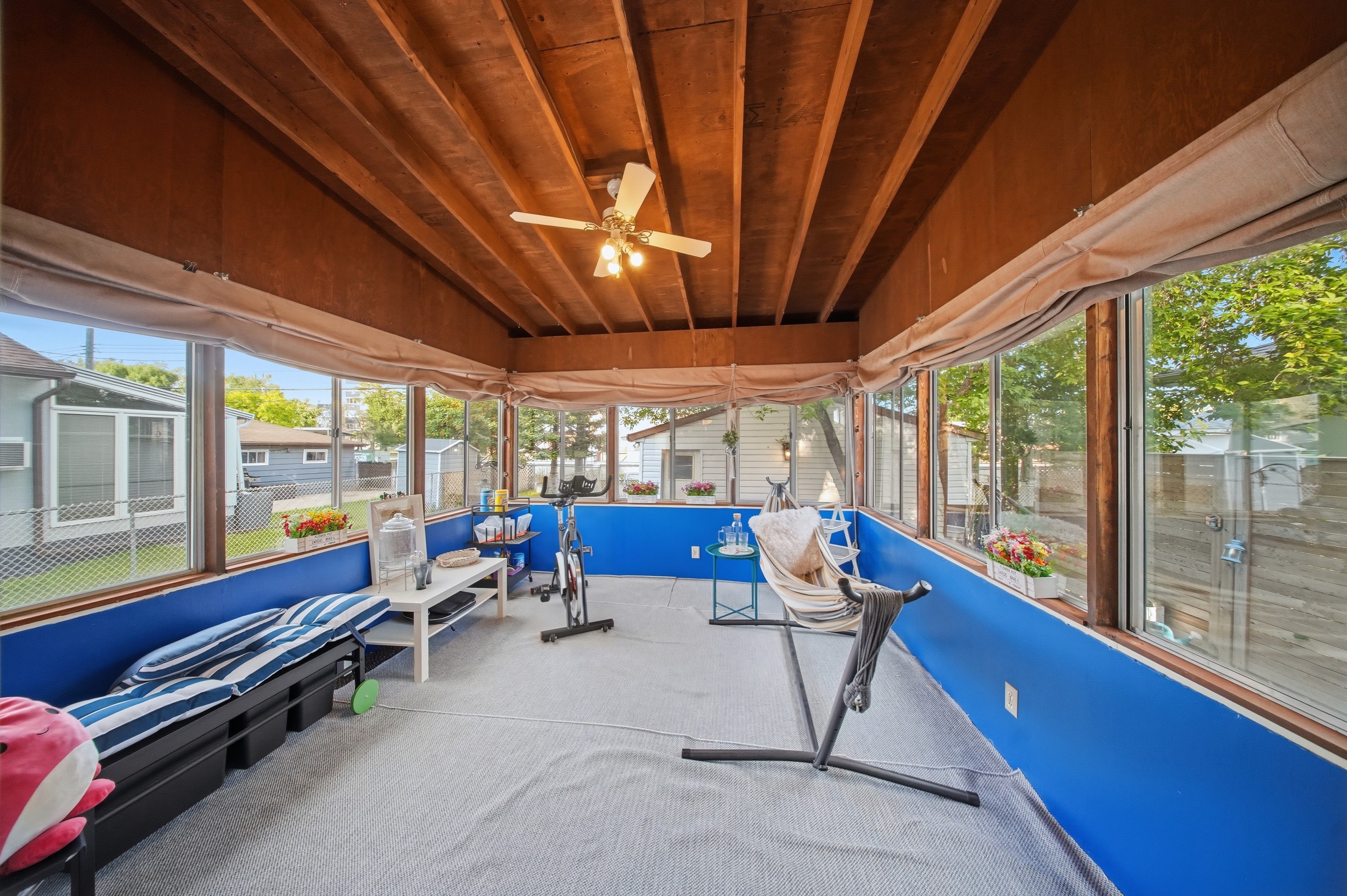 Three-season sunroom